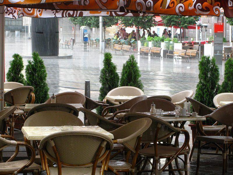 restaurant awnings