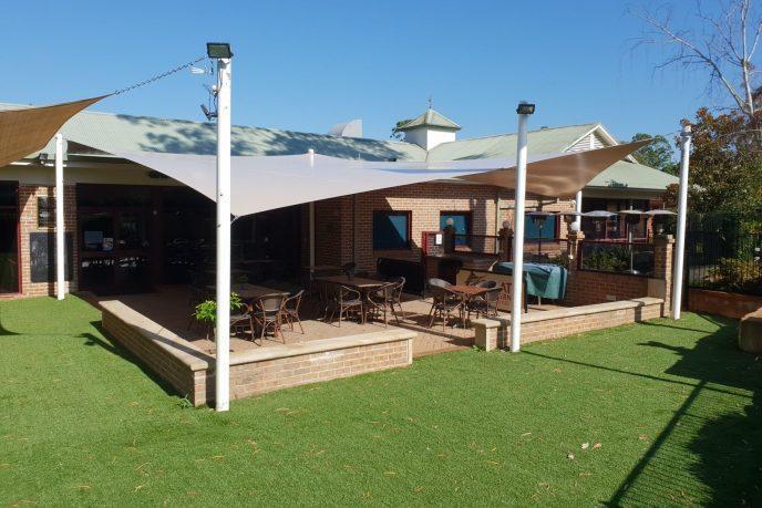 Benefits of Buying from Shade Sail Suppliers